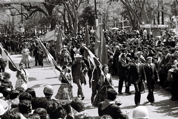 AÑO 1976 - BLANCO Y NEGRO - VIDA CAMPESINA EN PARAGUAY (JOSÉ MARÍA BLANCH)